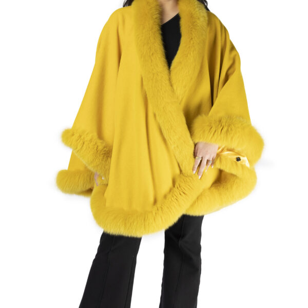 Capes
